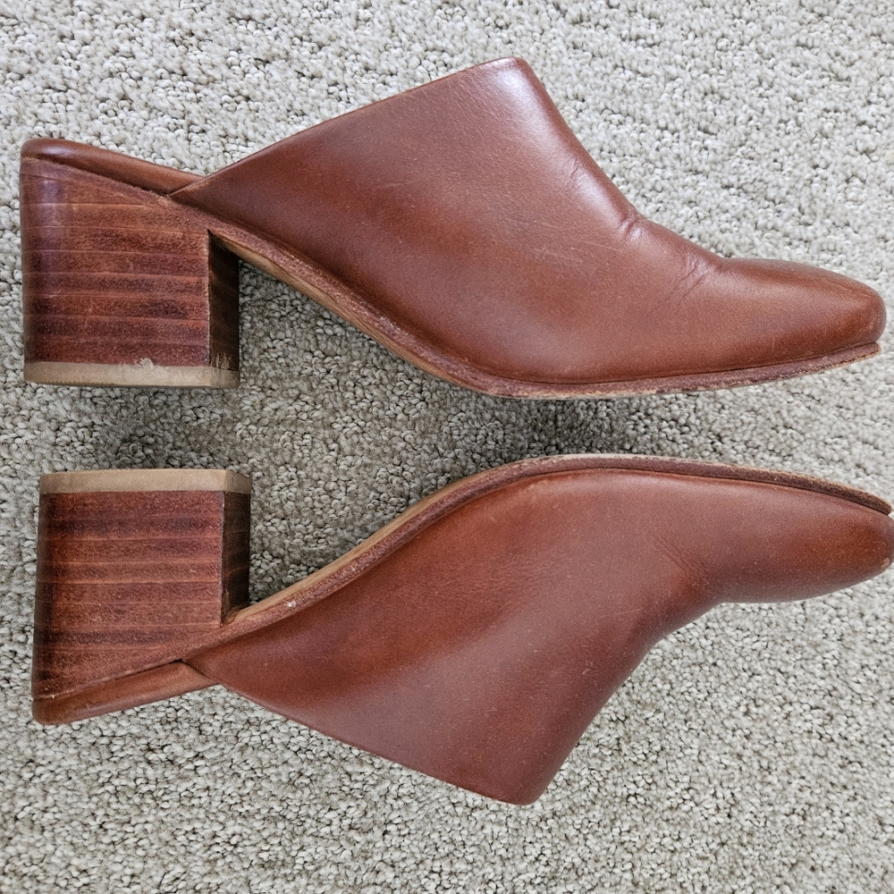 Nisolo mule clog heel